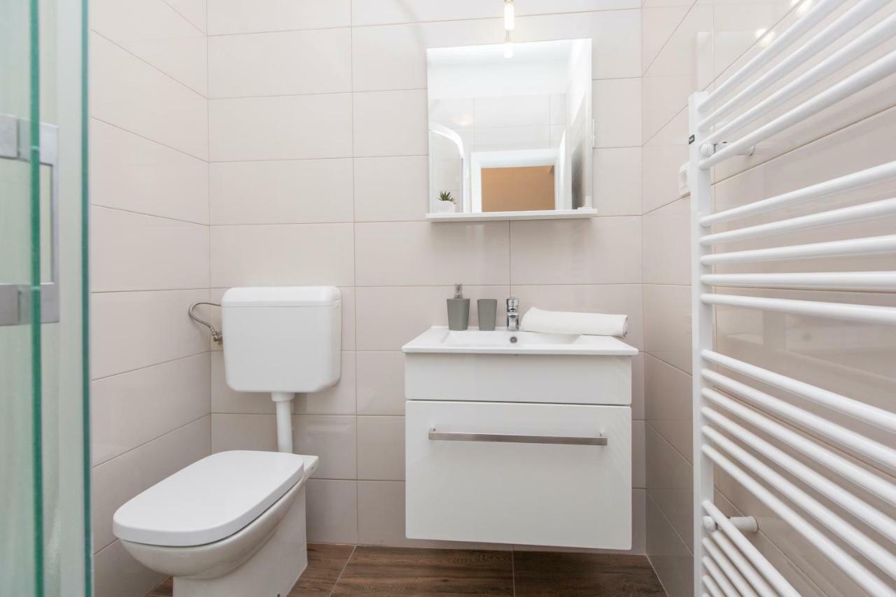 Apartments Cekada Labin  Eksteriør bilde